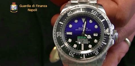 arresto gioiellerie rolex giri|Truffe del 'falso incidente': sequestrati Rolex e gioielli rubati per .